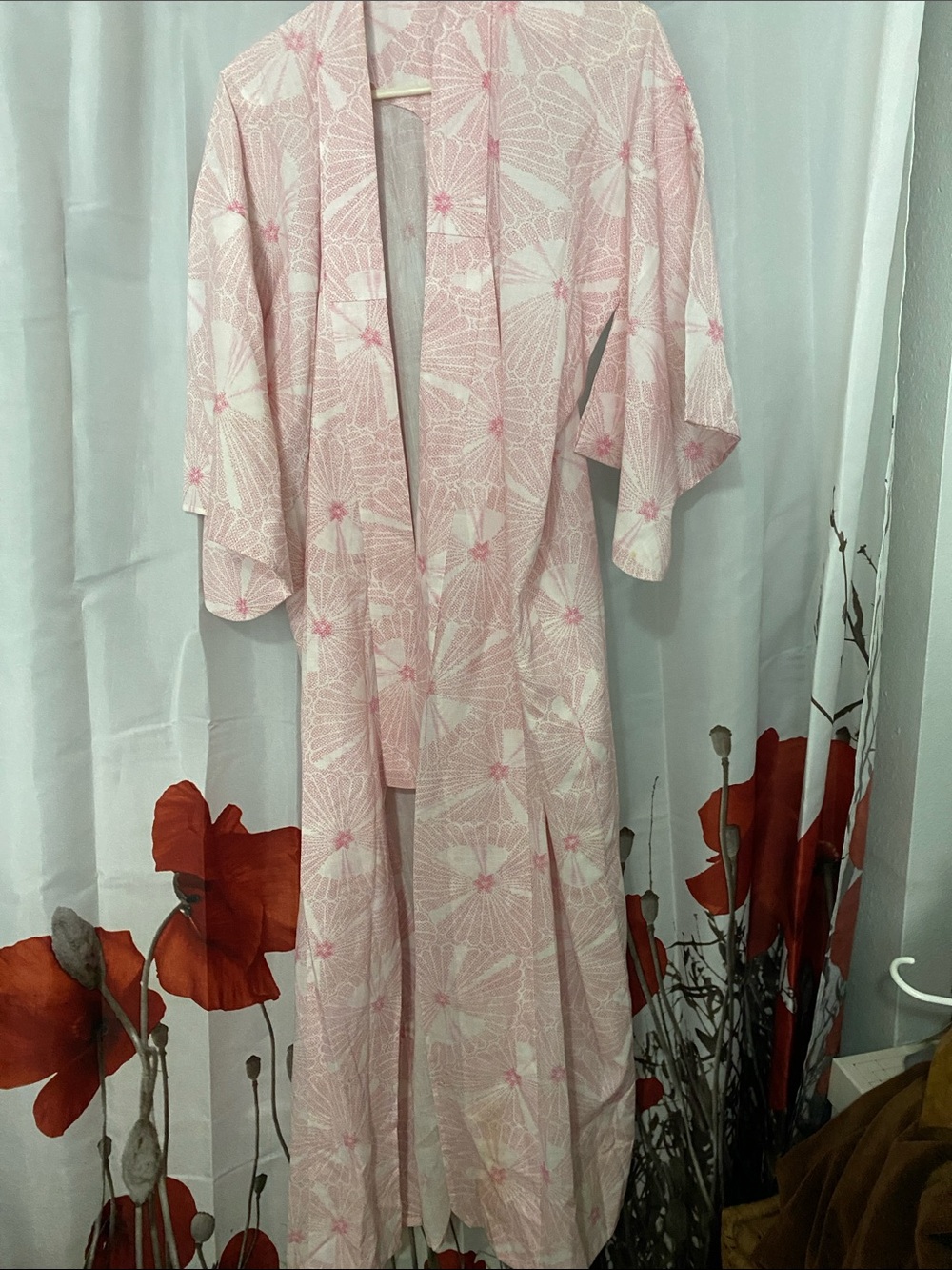 Pink Floral-Pattern Kimono